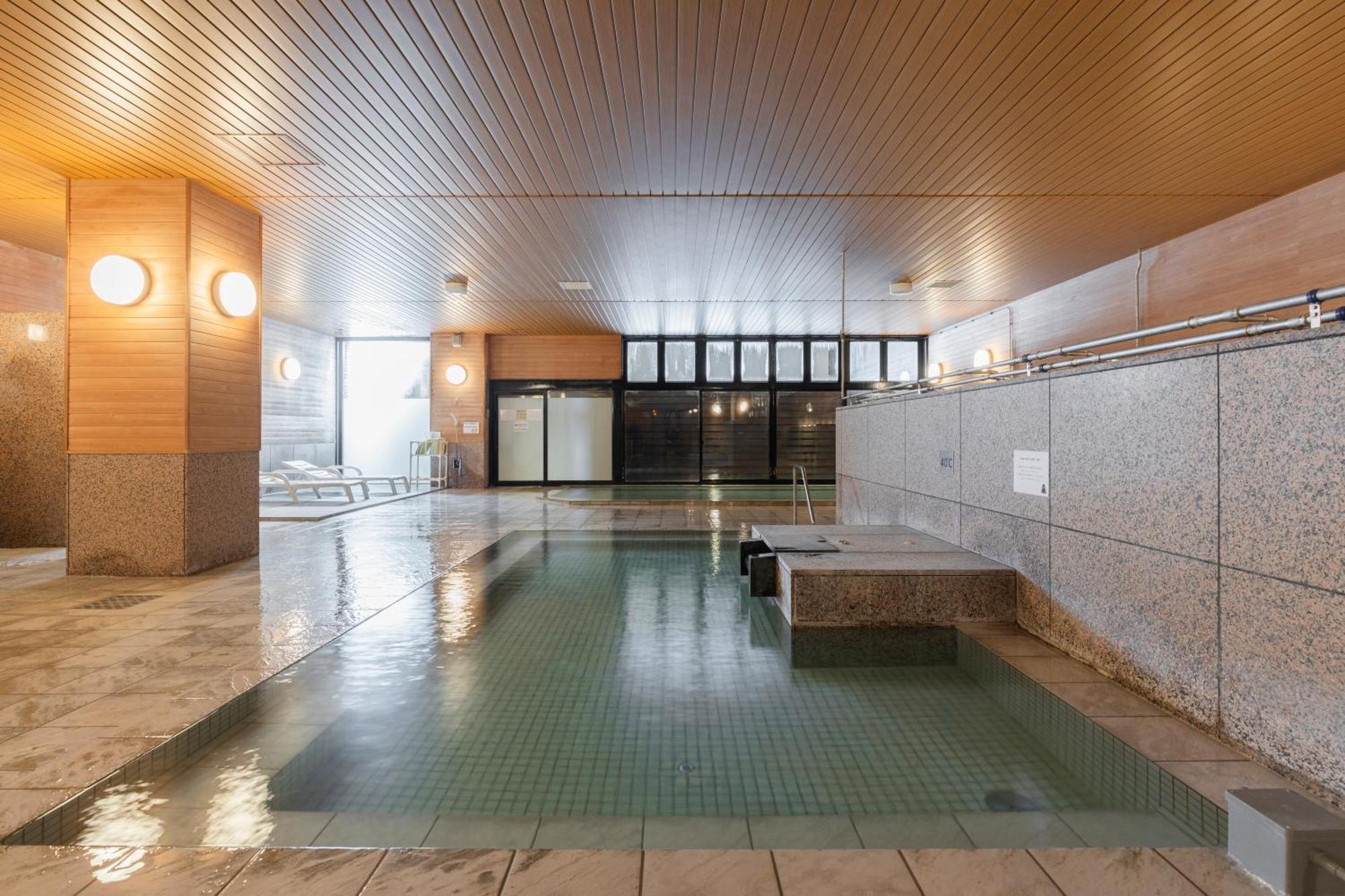 Higashikawa Asahidake Onsen Hotel Bear Monte Экстерьер фото
